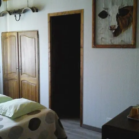 Chambres Et Table D'hotes Ferme Les Cigognes Legeville et Bonfays