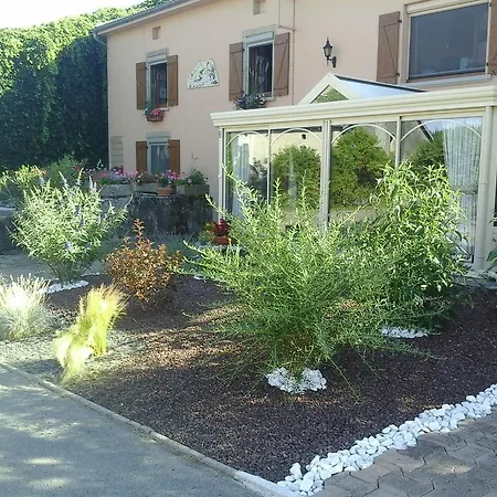 Bed & Breakfast Chambres Et Table D'hotes Ferme Les Cigognes