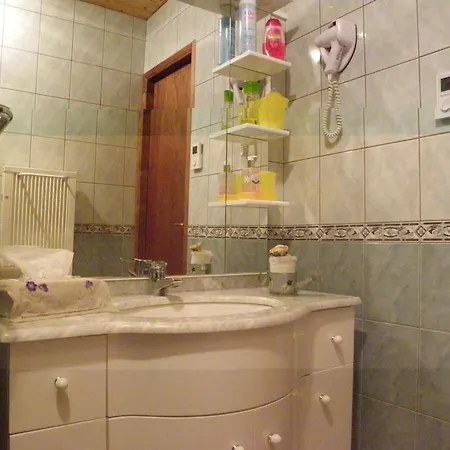 Bed & Breakfast Chambres Et Table D'hotes Ferme Les Cigognes Legeville et Bonfays