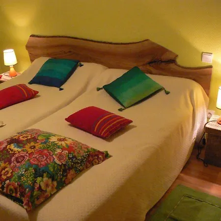 Chambres Et Table D'hotes Ferme Les Cigognes Frühstückspension *